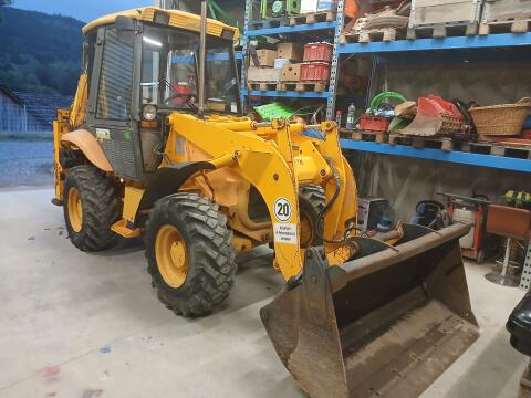JCB 2CX