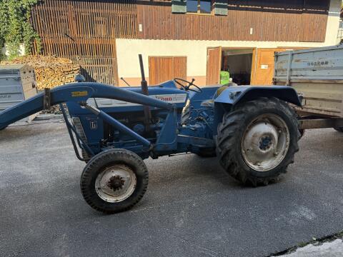 Ford Super Dexta 3000