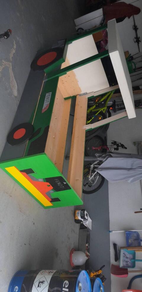 Kinderbett Traktor Fendt