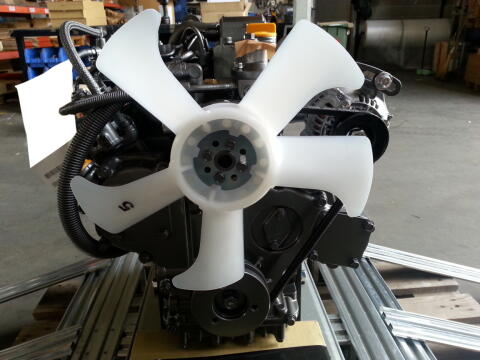 YANMAR 3TNV82A kompletter Motor neu