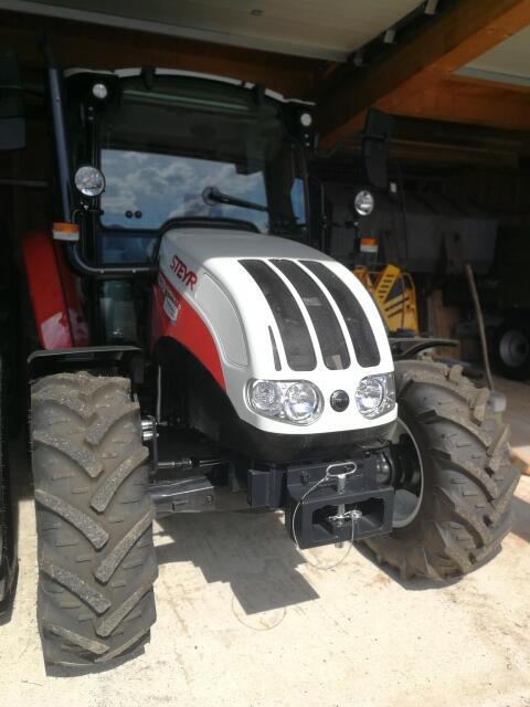 Verkaufe Traktor Steyr 4075S Kompakt