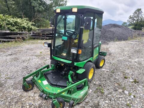 Rasentraktor John Deere 1545 Series II 4WD Allrad