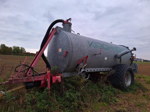 Güllefass und Mixer von Kirchner
