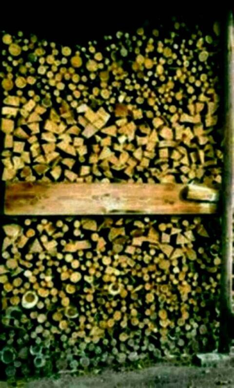 Trockenes Brennholz
