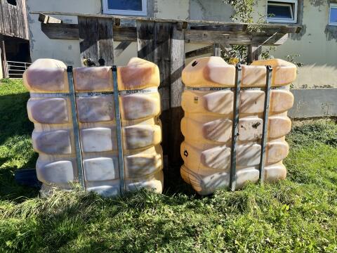Alte Heizöltanks, zu verschenken