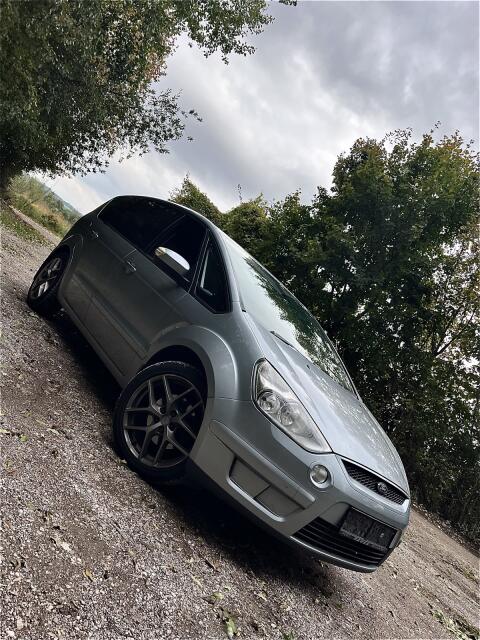 Ford S-MAX TREND 2.0TD neues Pickerl