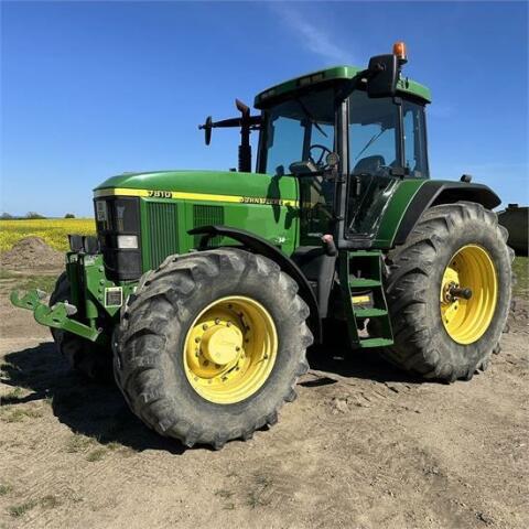 John Deere 7810