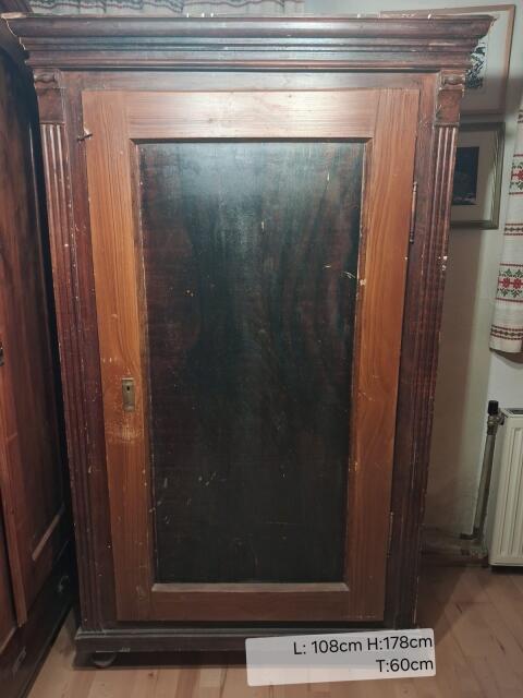 Vollholz Schrank