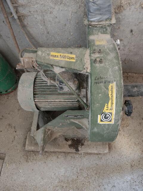 Gruber GB 2000 Mühle, Gosse und Waage
