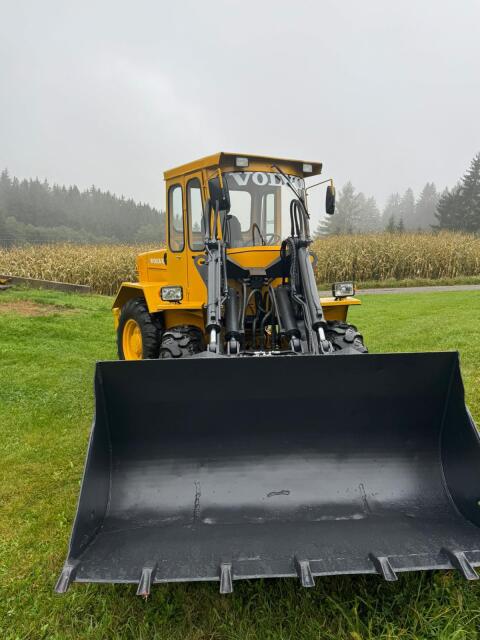 Volvo Radlader BM 4200