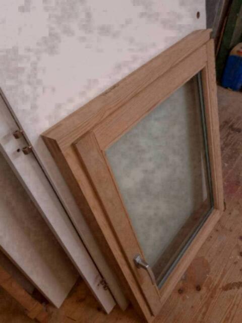 15 Stk. Fenster aus Eichenholz