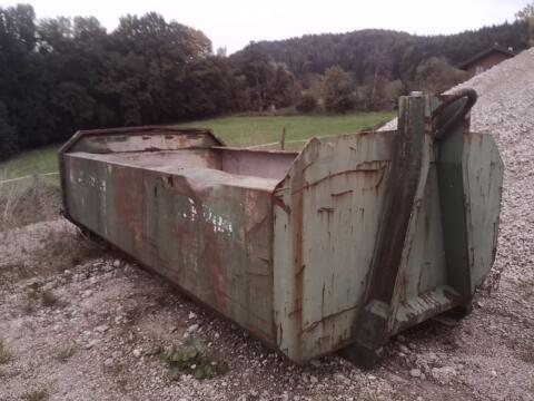Abrollcontainer, Hakencontainer