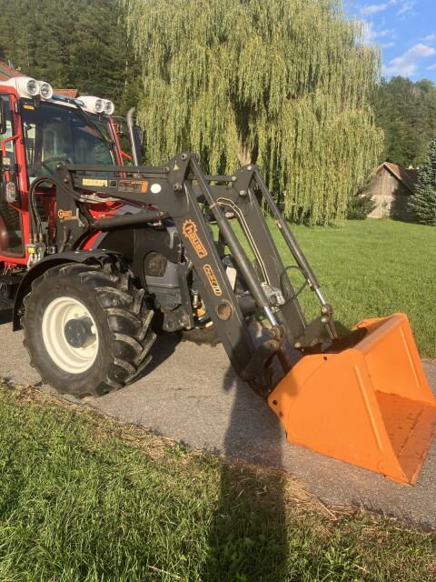 Frontlader Hauer Pom C70