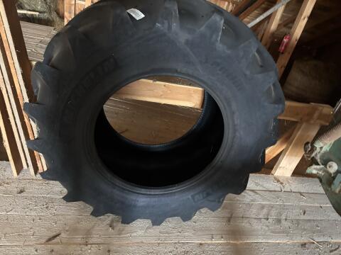 Komplett neuer Michelin Xeobib Reifen