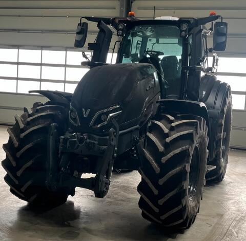 Verkaufe Valtra Q305 (T235 T234 Q285)