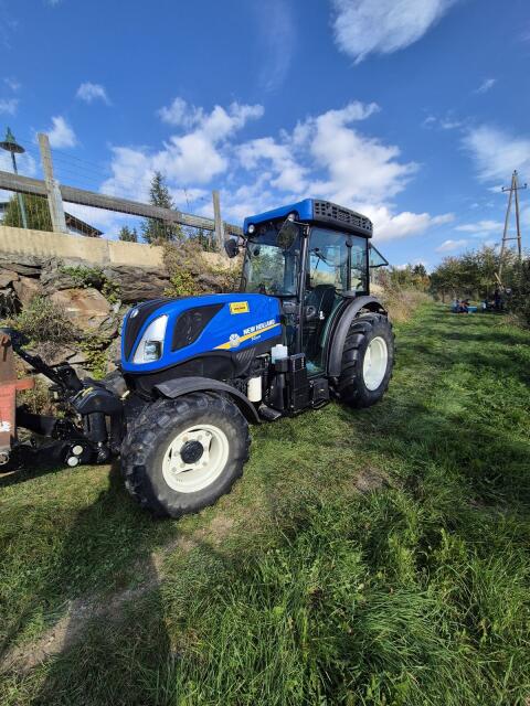New Holland T4.90N
