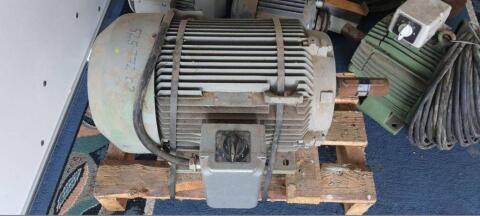 Neuer Siemens Dahlander-Elektromotor mit Dahlander-Schalter