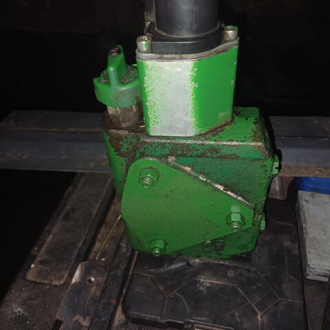 John Deere 7810 SCV Block