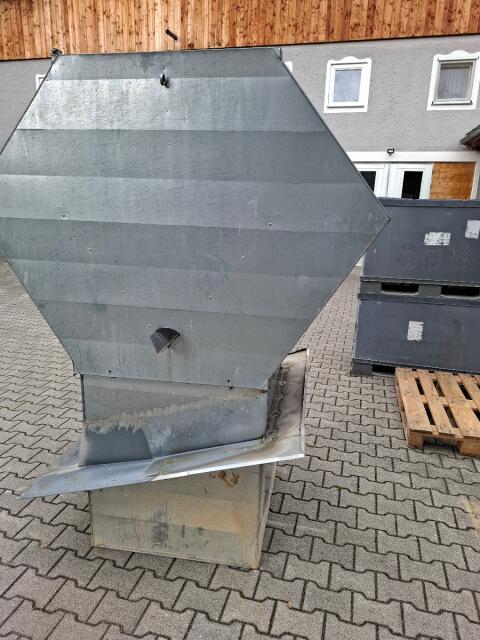 Deflektorhaube Dach