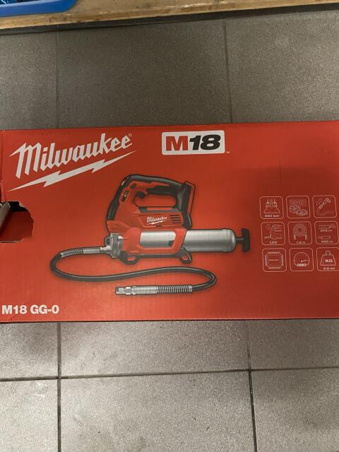 Milwaukee Fettpresse M18 GG-0