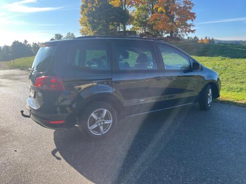 VW Sharan Trendline BMT 2,0 TDI 4 Motion Kombi/Family Van