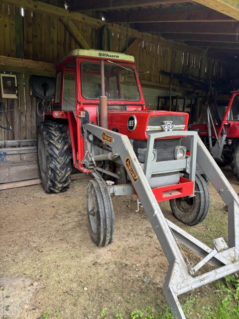 Massey Ferguson 165