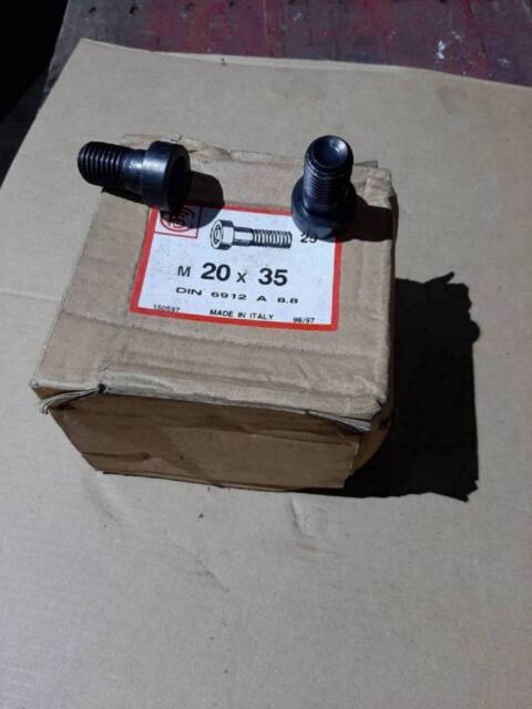 25 Imbus Schrauben 20x35