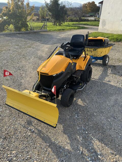 Rasenmähertraktor Stiga Estate 9102 WX