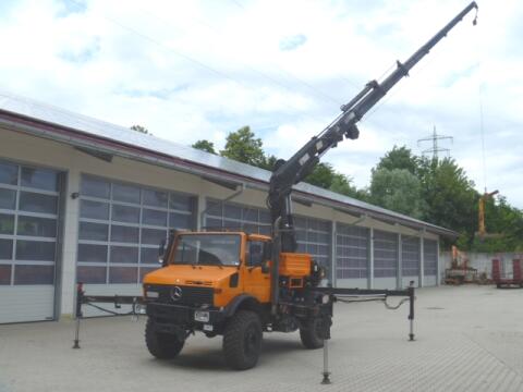 Unimog U1750 mit Kran