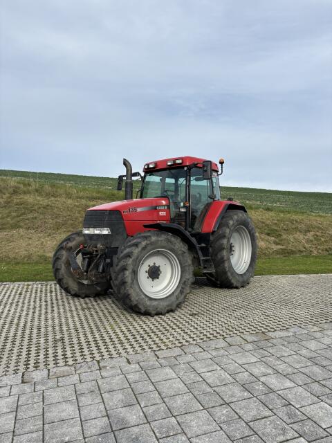 Case IH MX 135