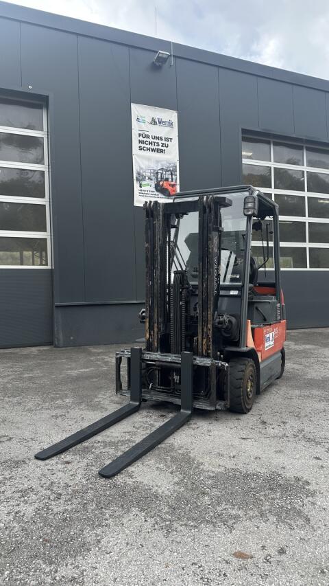 2-Tonnen Toyota-Elektrostapler - preiswert, zuverlässig