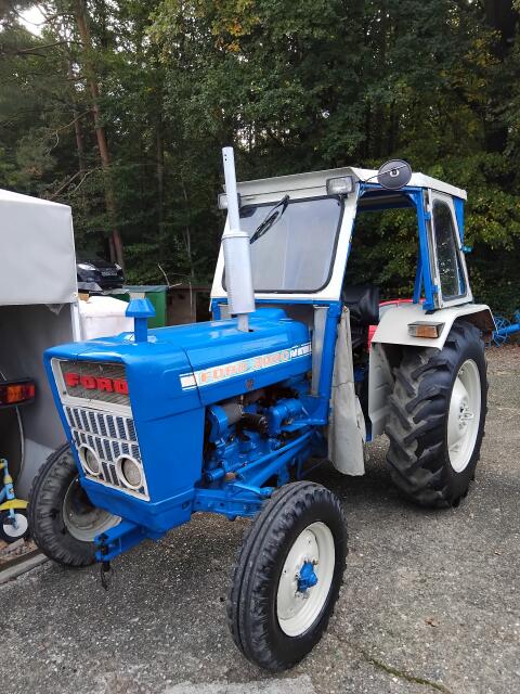 Ford Traktor 3000-8