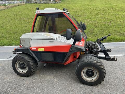 Reform Metrac H6 mit Bandrechen