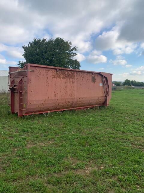 Container