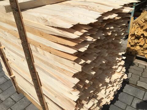 Pflanzpfähle, Pfähle für Aufforstungen