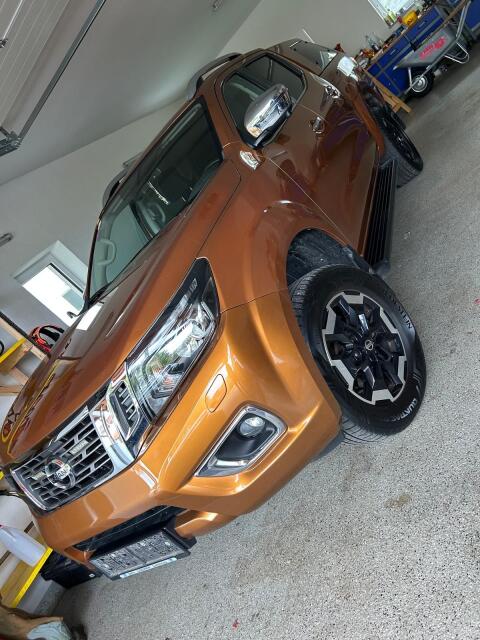 Nissan Navara NP300