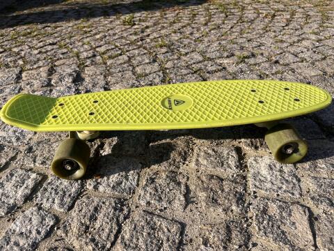 Skateboard