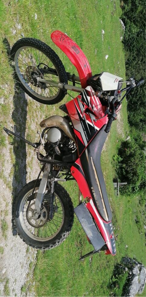 Moped 50 ccm mit Sportauspuff