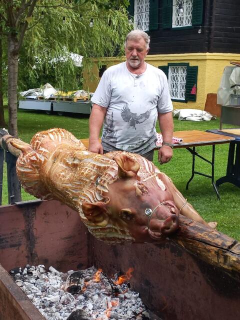 Griller für Ochsen und Schweine