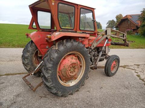 Traktor Massey Ferguson 135