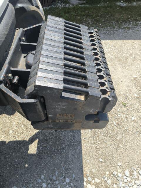 Steyr Universal Frontgewichte inkl. Anbauplatte