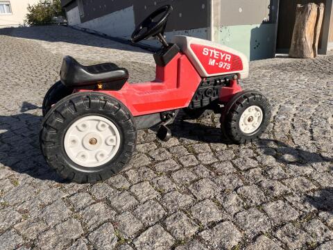Traktor Steyr M-975