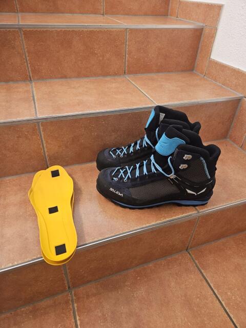 Salewa Bergschuhe Gr. 42