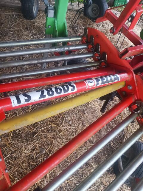 Schwader Fella TS 286 DS