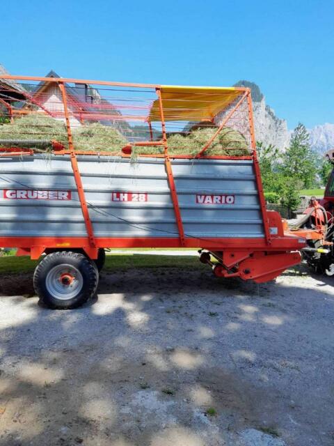 Gruber Ladewagen LH28