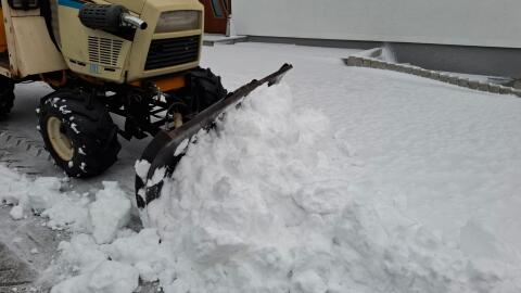 Cub Cadet Schneeräumfahrzeug Futterschieber