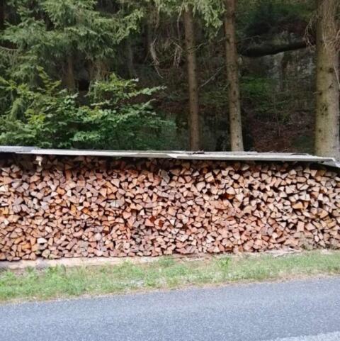 Brennholz Scheitholz Buche ofenfertig