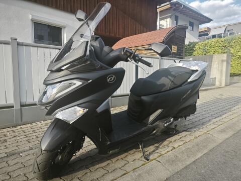 Motorrad Daelim Steezer 125