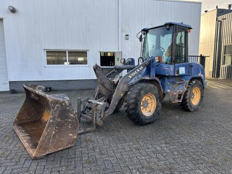 VOLVO L 30B