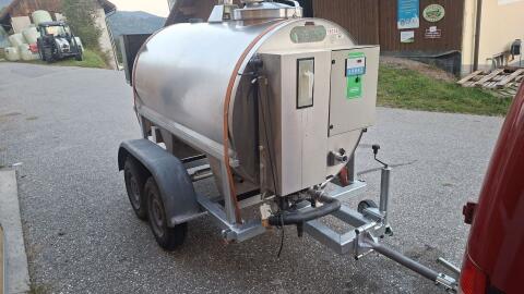 Fahrbarer Milchtank